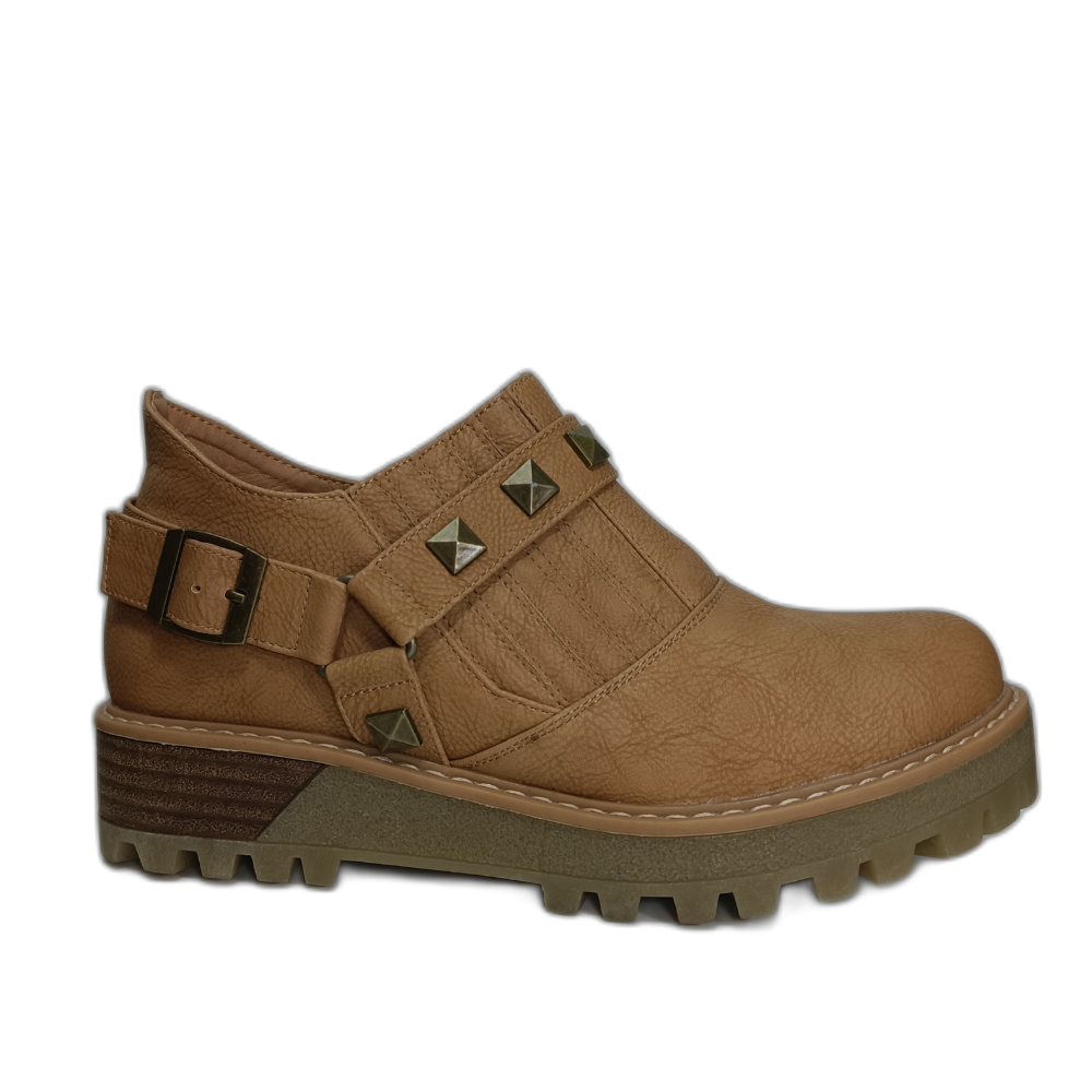 Zapaton Tachas  camel