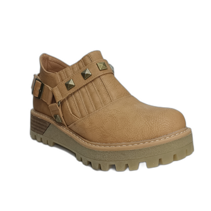 Zapaton Tachas  camel