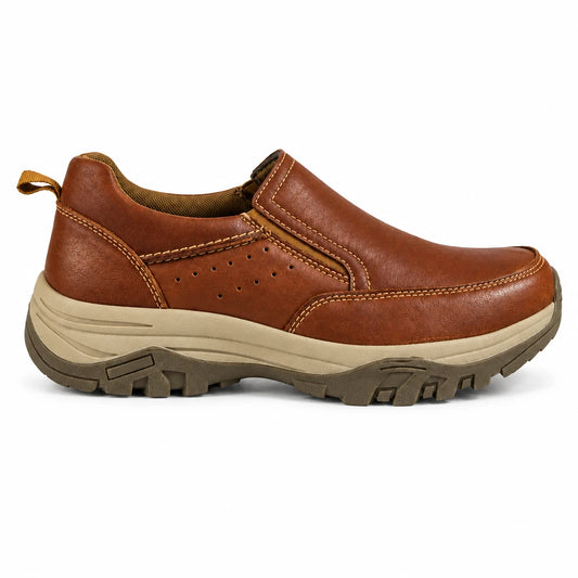 Zapato de cuero informal para hombre en color camel sin cordones, estilo casual de Pastik Chile, mostrado en la imagen.