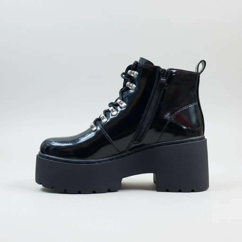 Botín Charol Negro con Plataforma y Cordones - Pastik.cl