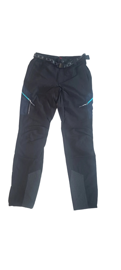 Pantalón Outdoor Mujer Negro Tejerizas +8000 | Resistencia y Comodidad