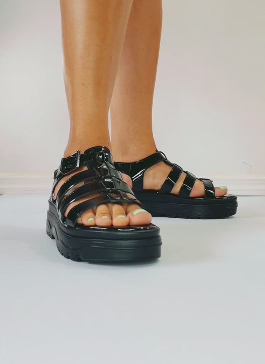 SANDALIA PLATAFORMA NEGRO CHAROL RICHI VIA MARTE