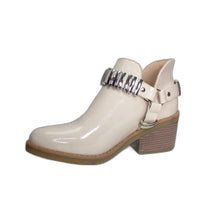 Cargar imagen en el visor de la galería, BOTIN BEIGE CHAROL COUNTRY - Pastik.cl
