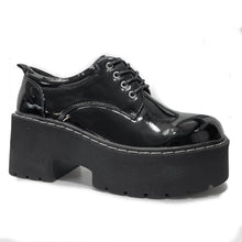 Cargar imagen en el visor de la galería, Botín Charol Negro Cordones - Pastik.cl
