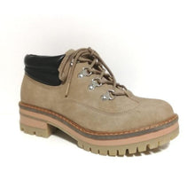 Cargar imagen en el visor de la galería, BOTIN CORDON 19003 KHAKI - Pastik.cl
