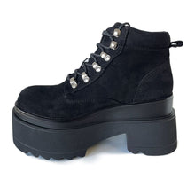 Cargar imagen en el visor de la galería, Botín Gamuza Cordones Plataforma Negro N10 - Pastik.cl
