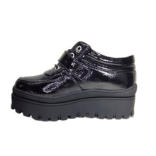 Cargar imagen en el visor de la galería, BOTIN NEGRO CHAROL HEBILLA - Pastik.cl
