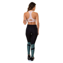 Cargar imagen en el visor de la galería, CALZA LEGGING DEPORTIVA BRASIL CUTOUT VERDE NEGRO - Pastik.cl
