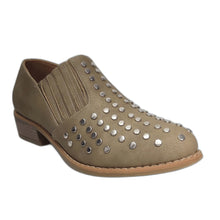 Cargar imagen en el visor de la galería, Mocasín Khaki Tachas - Pastik.cl
