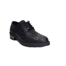 Cargar imagen en el visor de la galería, Mocasín Oxford Negro Tachas - Pastik.cl
