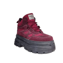 Cargar imagen en el visor de la galería, Zapatilla Caña Alta Burdeo - Pastik.cl
