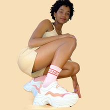 Cargar imagen en el visor de la galería, Zapatilla Chunky Kote Blanco Rosa- MININAS - Pastik.cl
