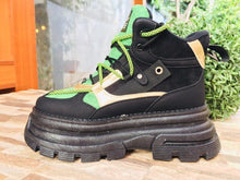 Cargar imagen en el visor de la galería, Zapatilla chunky negro/verde. - Pastik.cl
