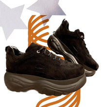 Cargar imagen en el visor de la galería, zapatilla dad 19028 negro gamuza - Pastik.cl
