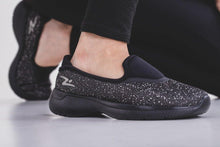 Cargar imagen en el visor de la galería, ZAPATILLA FIT DAY III Negro 9005 - Pastik.cl
