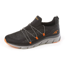 Cargar imagen en el visor de la galería, ZAPATILLA HOMBRE NEGRO NARANJA 8307. - Pastik.cl
