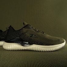 Cargar imagen en el visor de la galería, ZAPATILLA HOMBRE VERDE MILITAR 9403. - Pastik.cl
