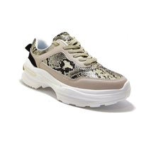 Cargar imagen en el visor de la galería, Zapatilla Lucia Beige Snake Gold - MININAS - Pastik.cl
