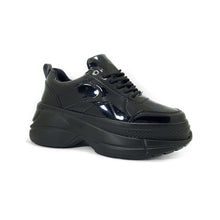 Cargar imagen en el visor de la galería, Zapatilla Lula Negro Charol - MININAS-CAJA 12 PARES (36 AL 41) - Pastik.cl
