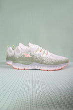 Cargar imagen en el visor de la galería, ZAPATILLA MUJER BLANCO SALMON 7811 - Pastik.cl
