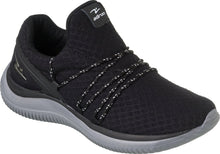 Cargar imagen en el visor de la galería, ZAPATILLA MUJER NEGRO 8407. - Pastik.cl

