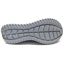 Cargar imagen en el visor de la galería, ZAPATILLA NIÑO-JUVENIL GRIS 8613. - Pastik.cl

