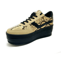 Cargar imagen en el visor de la galería, Zapatilla Pitu Beige Snake - MININAS-CAJA 12 PARES (36 AL 41) - Pastik.cl
