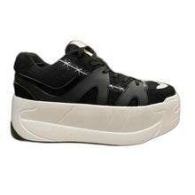 Cargar imagen en el visor de la galería, Zapatilla Plataforma Negro 009 - Pastik.cl
