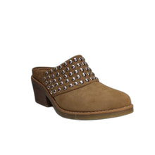 Cargar imagen en el visor de la galería, Zapato puntilla Vestir Country Camel tachas - Pastik.cl
